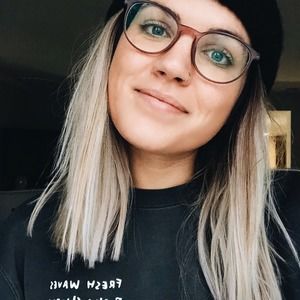 Meet your Posher, Alyssa joline